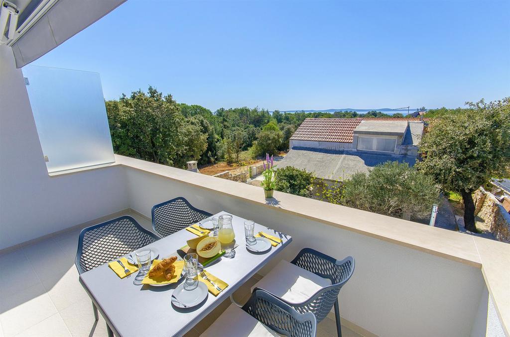 Apartments Villa V Vir Ngoại thất bức ảnh
